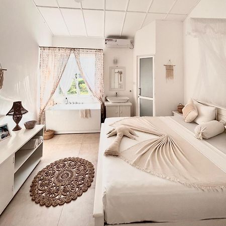 Golden Beach Paradise Тангале Екстериор снимка