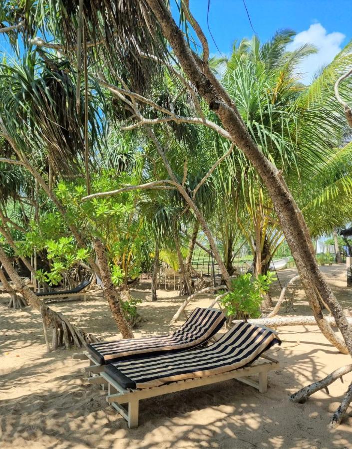 Golden Beach Paradise Тангале Екстериор снимка