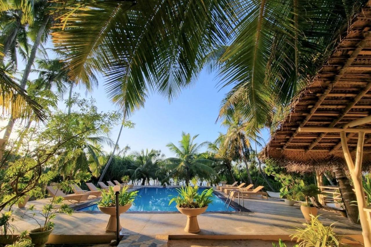 Golden Beach Paradise Тангале Екстериор снимка
