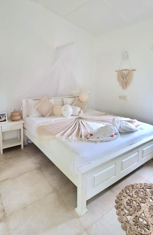 Golden Beach Paradise Тангале Екстериор снимка
